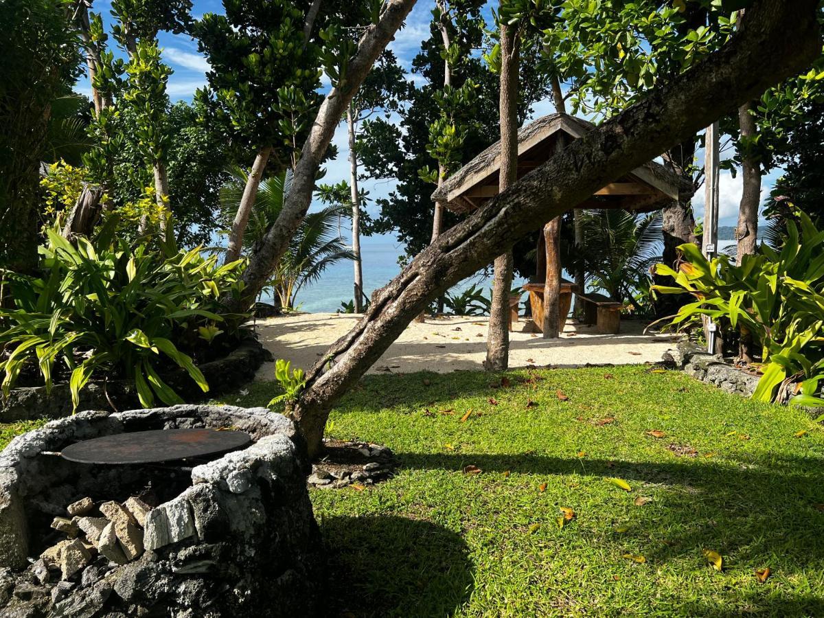 Island View Cottages Luganville Exterior photo