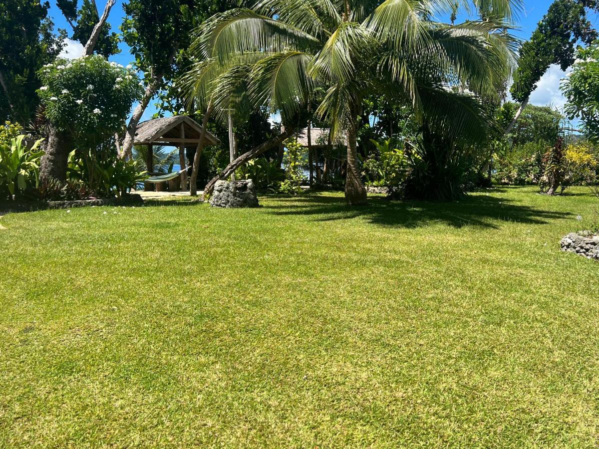 Island View Cottages Luganville Exterior photo