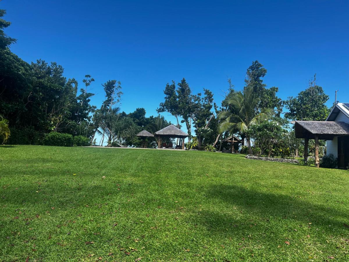 Island View Cottages Luganville Exterior photo