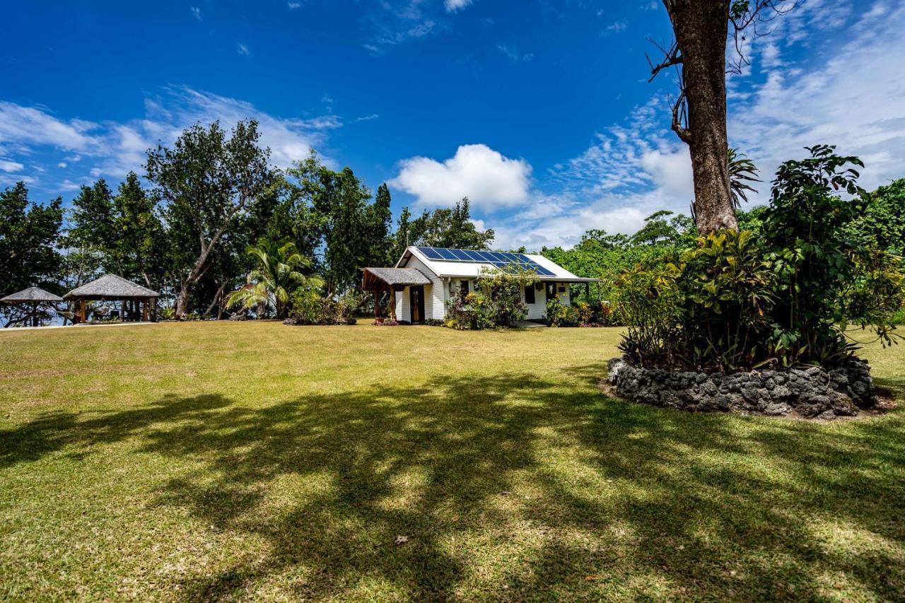 Island View Cottages Luganville Exterior photo