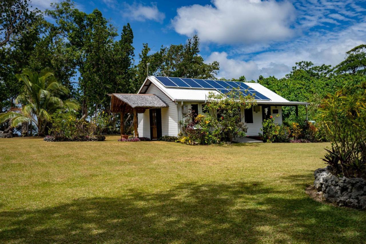 Island View Cottages Luganville Exterior photo