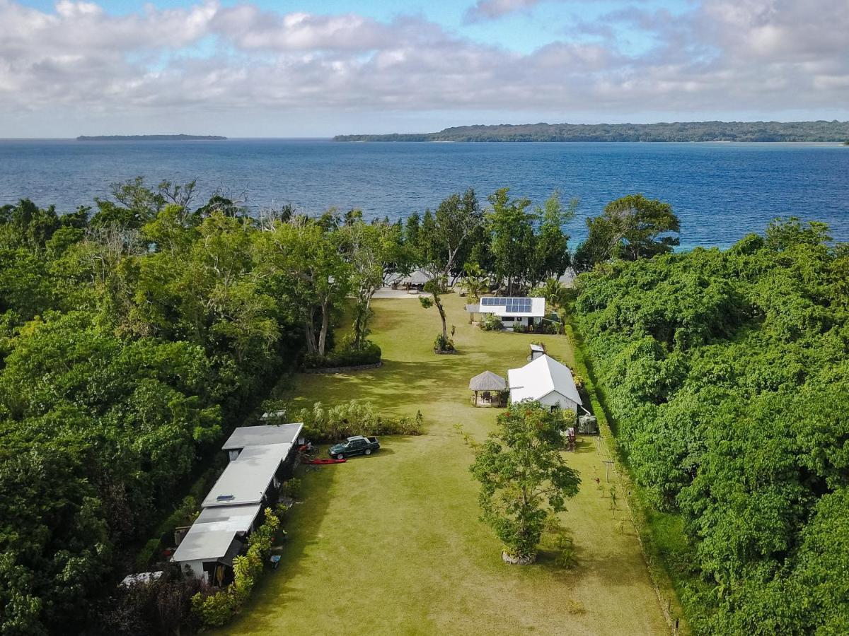 Island View Cottages Luganville Exterior photo